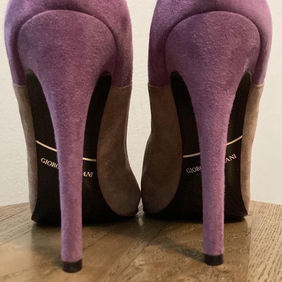 Giorgio Armani Purple x Tan High Heels Size 37 (US 6.5) - Picture 8 of 13